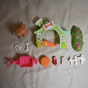 Littlest Pet Shop "Walkables" - Dachshund (#2163) Set